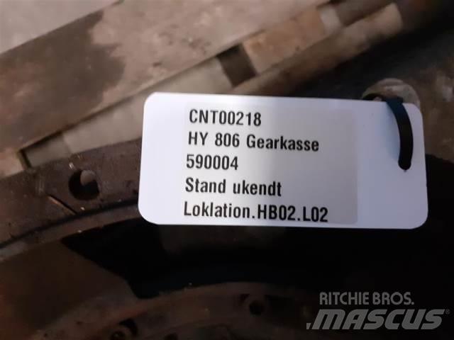 Hydrema 806 Transmissie