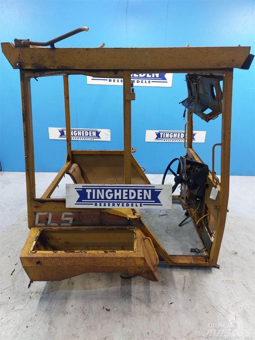 Hydrema 806 Cabine en interieur
