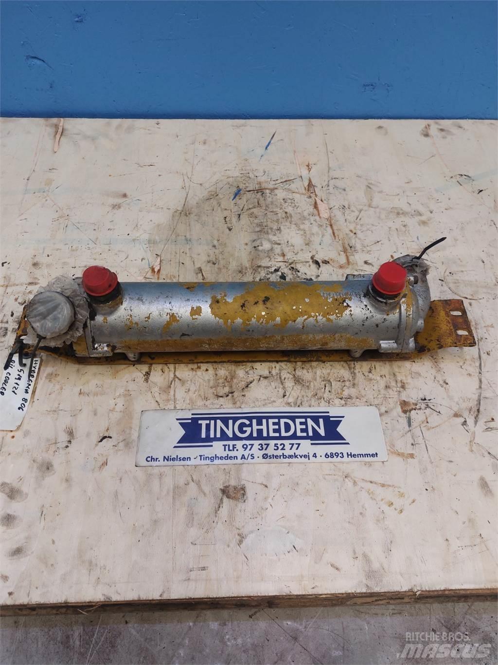 Hydrema 806 Radiatoren