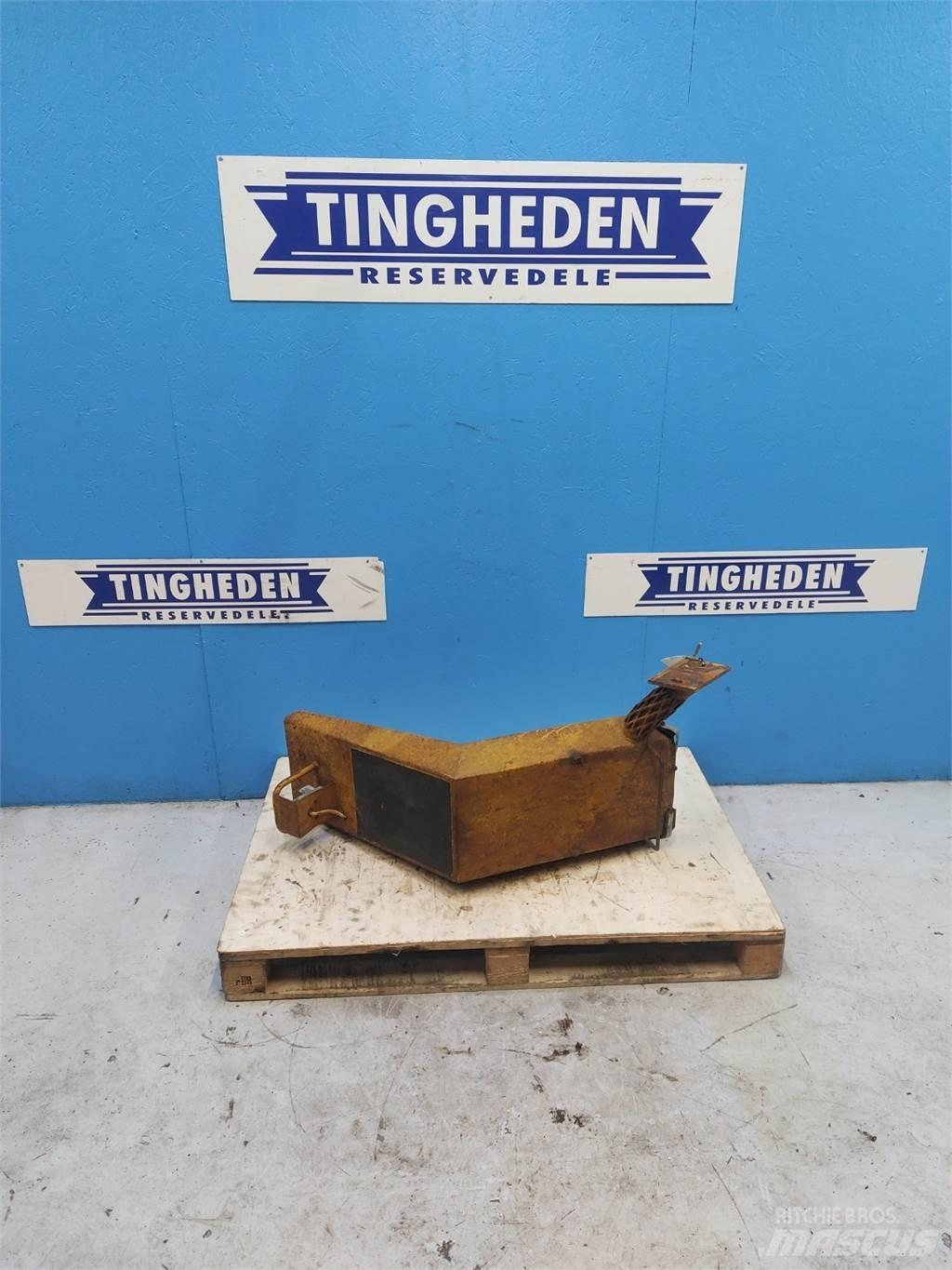 Hydrema 806 Puinbakken