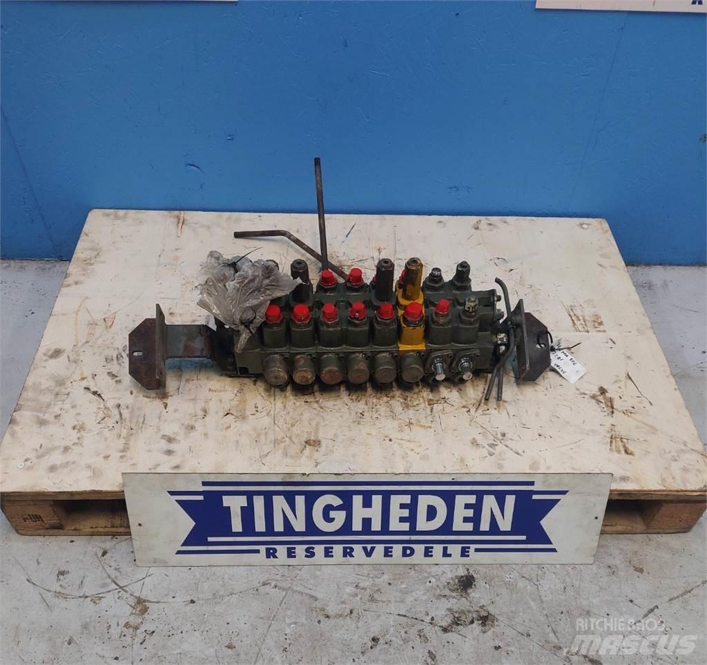 Hydrema 806 Hydraulics