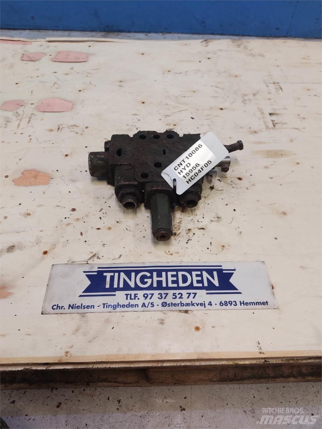 Hydrema 806 Hydraulics