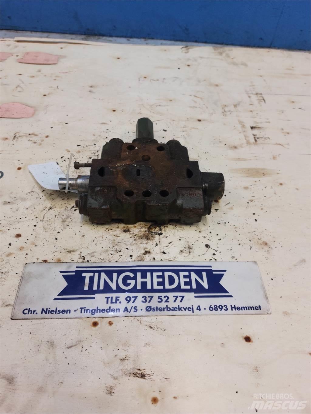 Hydrema 806 Hydraulics