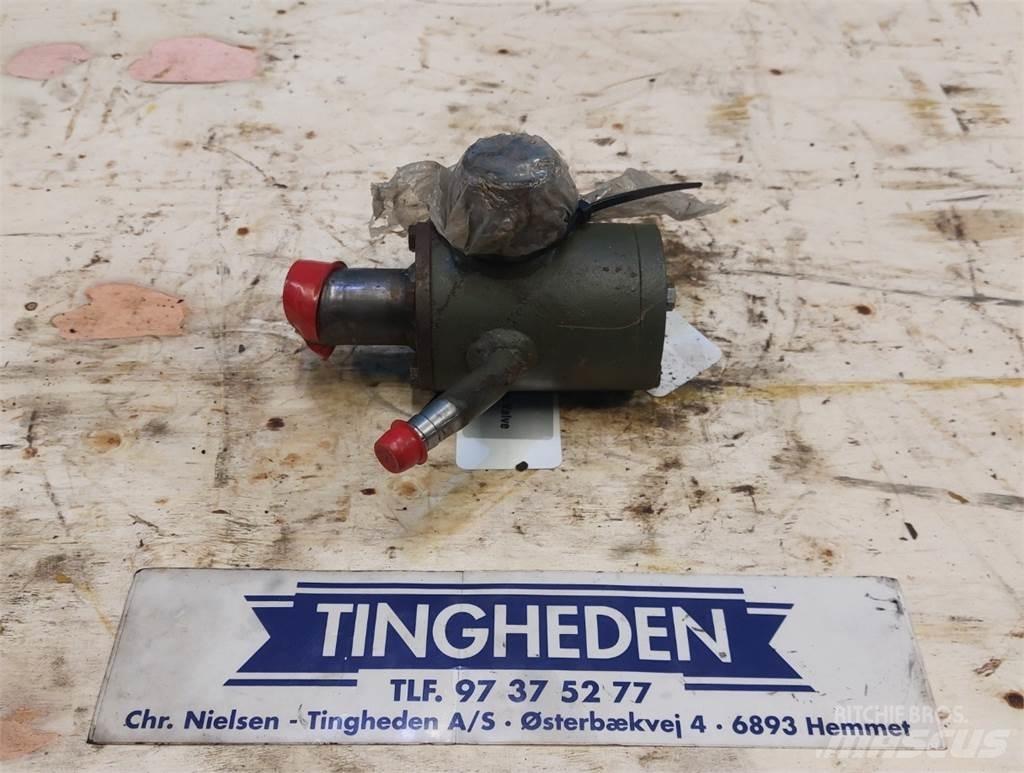 Hydrema 806 Hydraulics