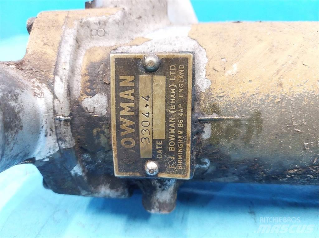 Hydrema 806 Radiatoren