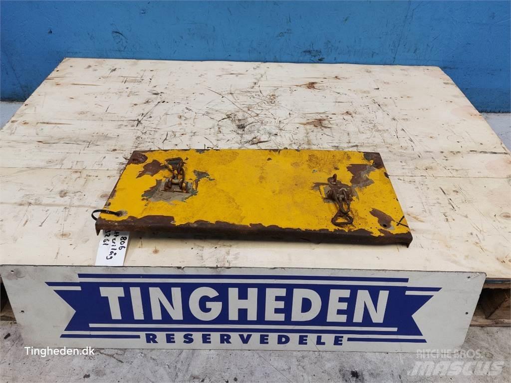 Hydrema 806 Puinbakken