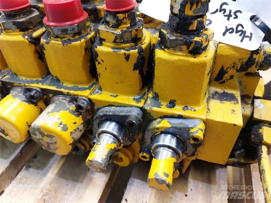Hydrema 806 Hydraulics