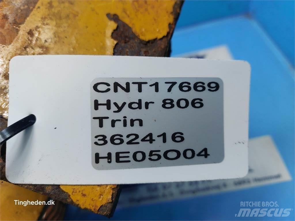 Hydrema 806 Puinbakken