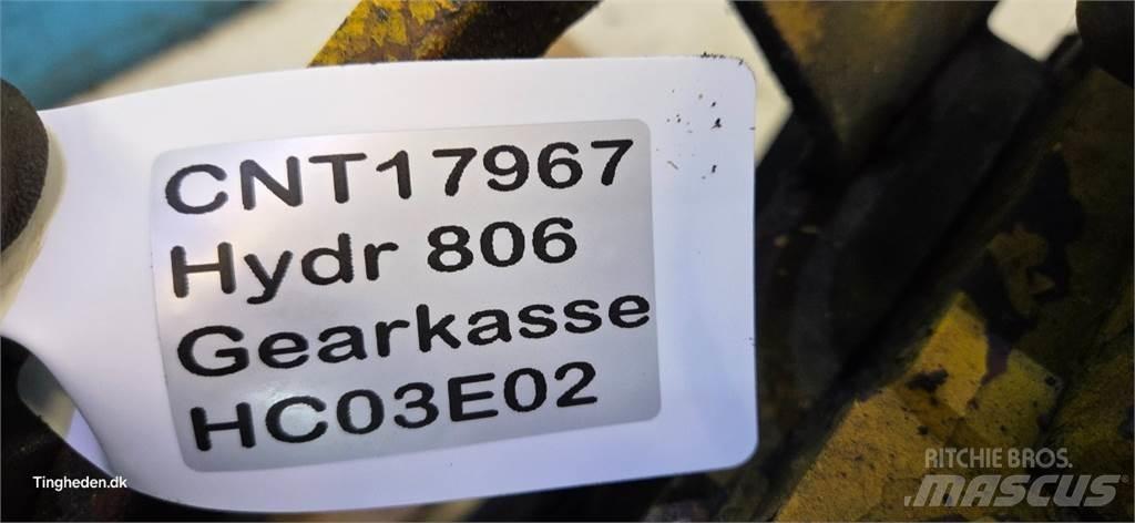 Hydrema 806 Transmissie