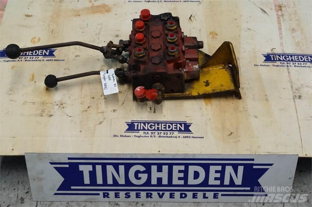 Hydrema 807 Hydraulics