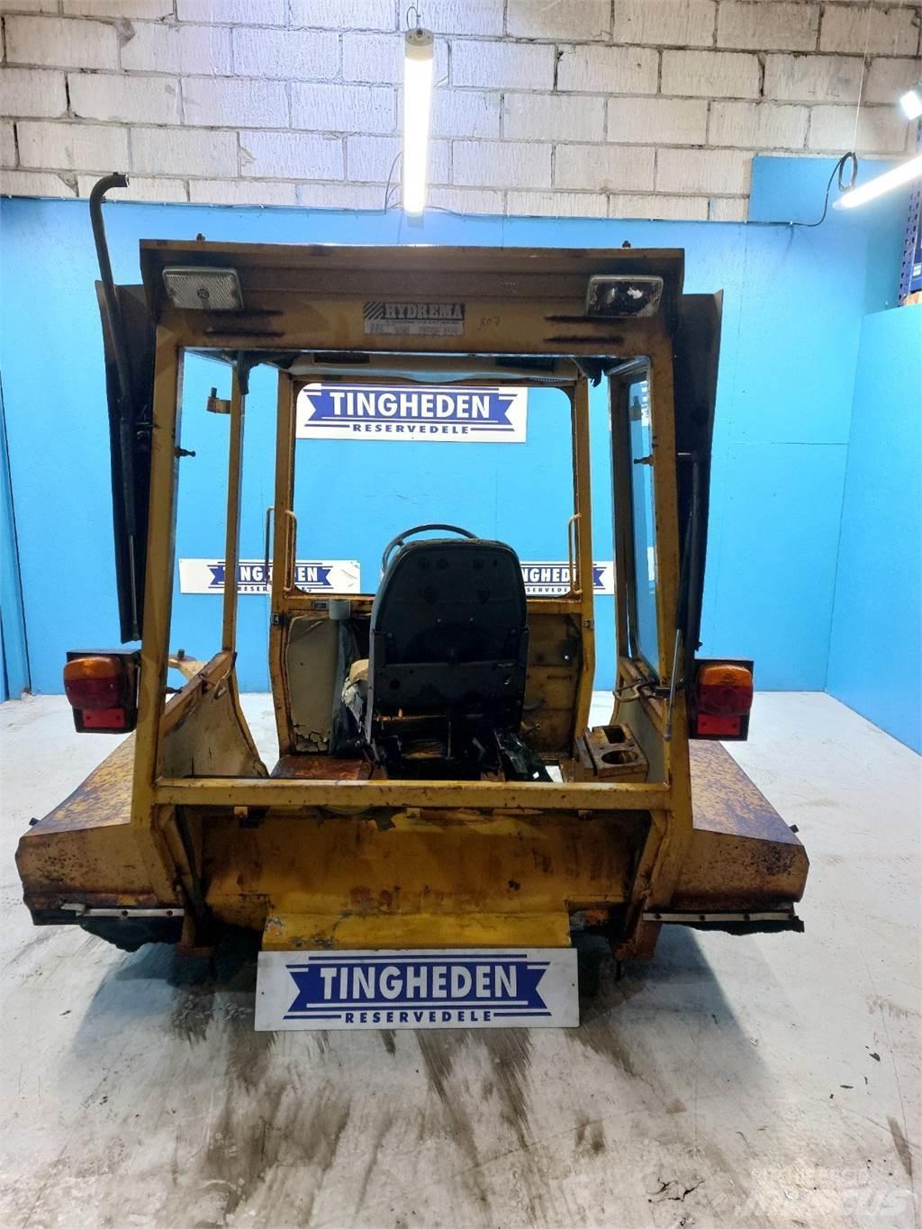 Hydrema 807 Cabine en interieur