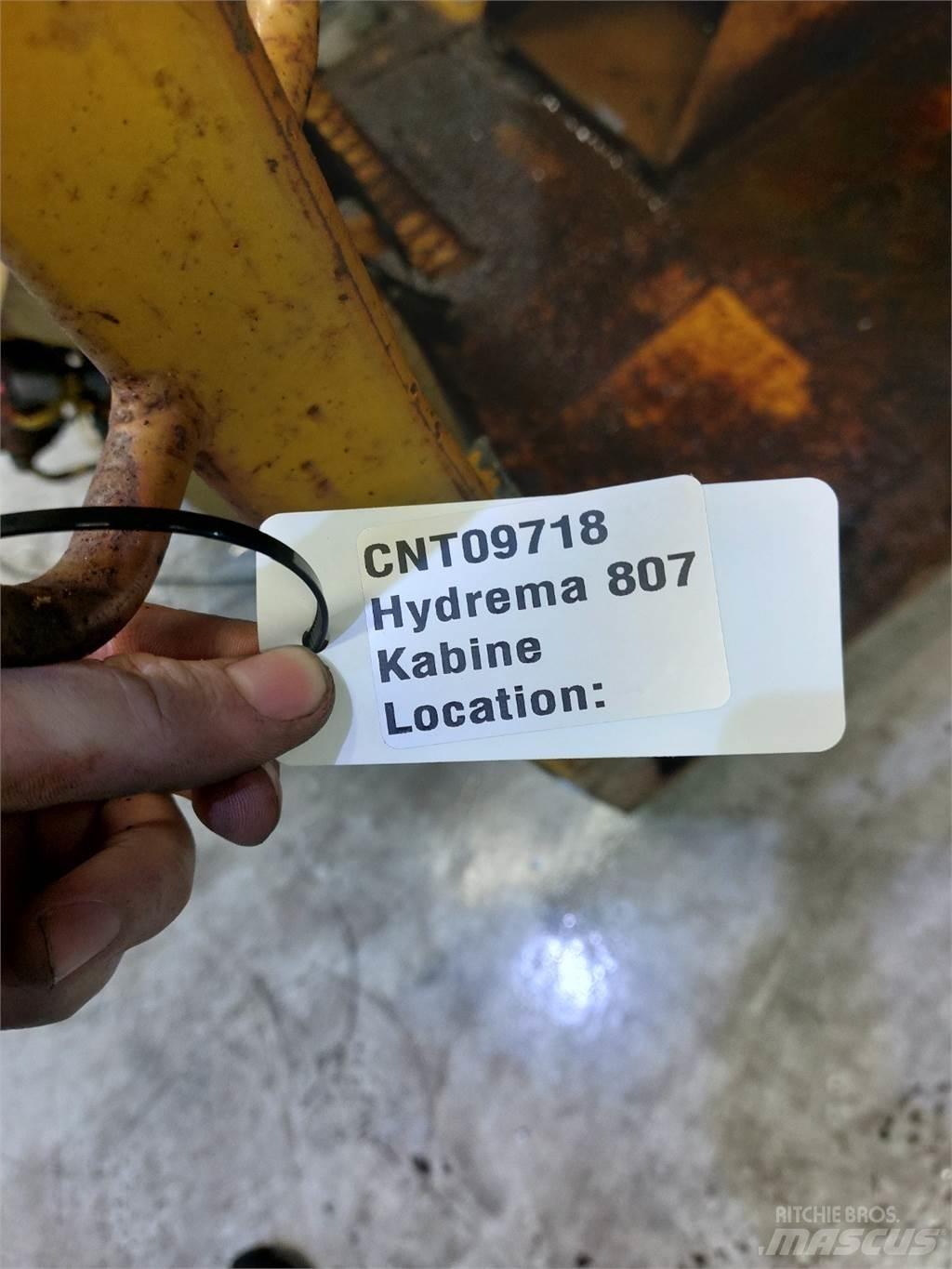 Hydrema 807 Cabine en interieur