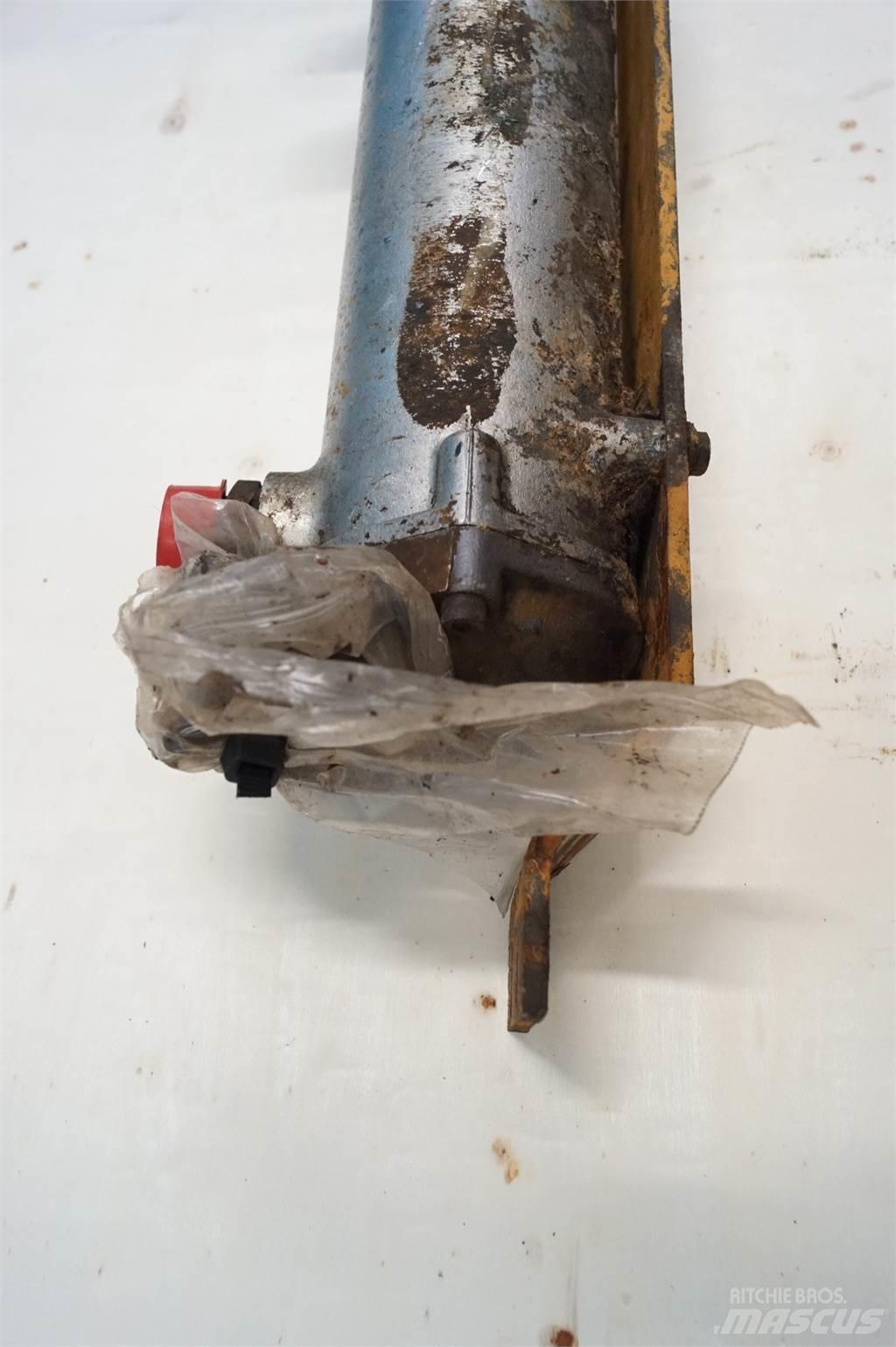 Hydrema 807 Radiatoren