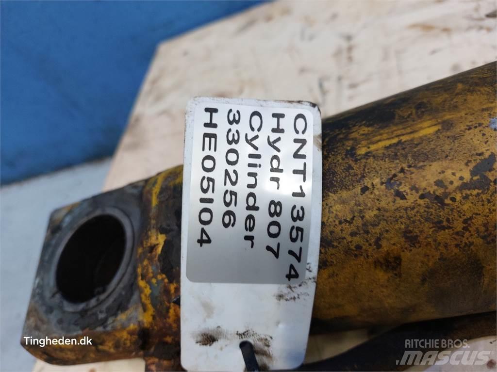 Hydrema 807 Hydraulics