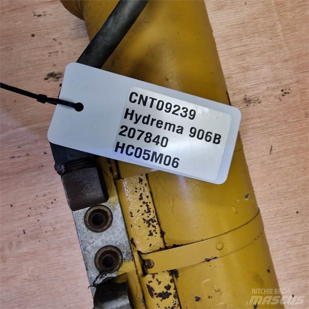 Hydrema 906B Hydraulics