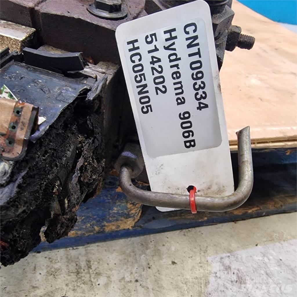 Hydrema 906B Hydraulics