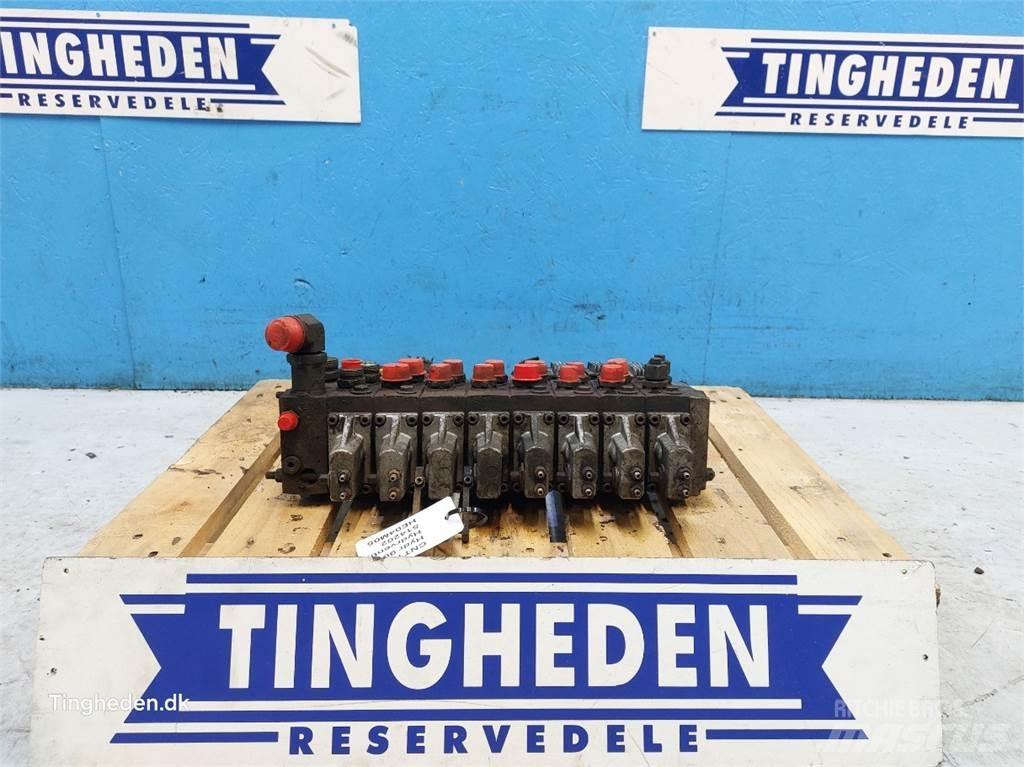 Hydrema 906B Hydraulics