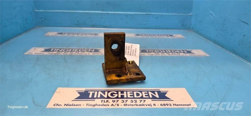 Hydrema 906B Motoren