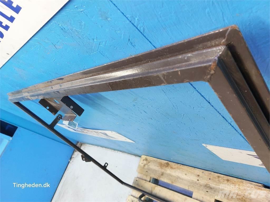 Hydrema 906D Cabine en interieur