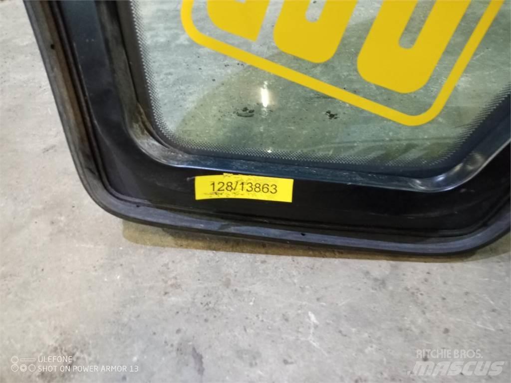 JCB 4CX Cabine en interieur