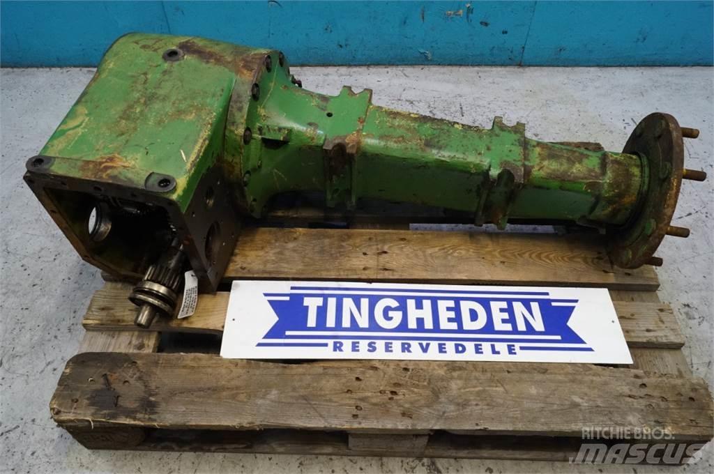 John Deere 1042 Transmissie