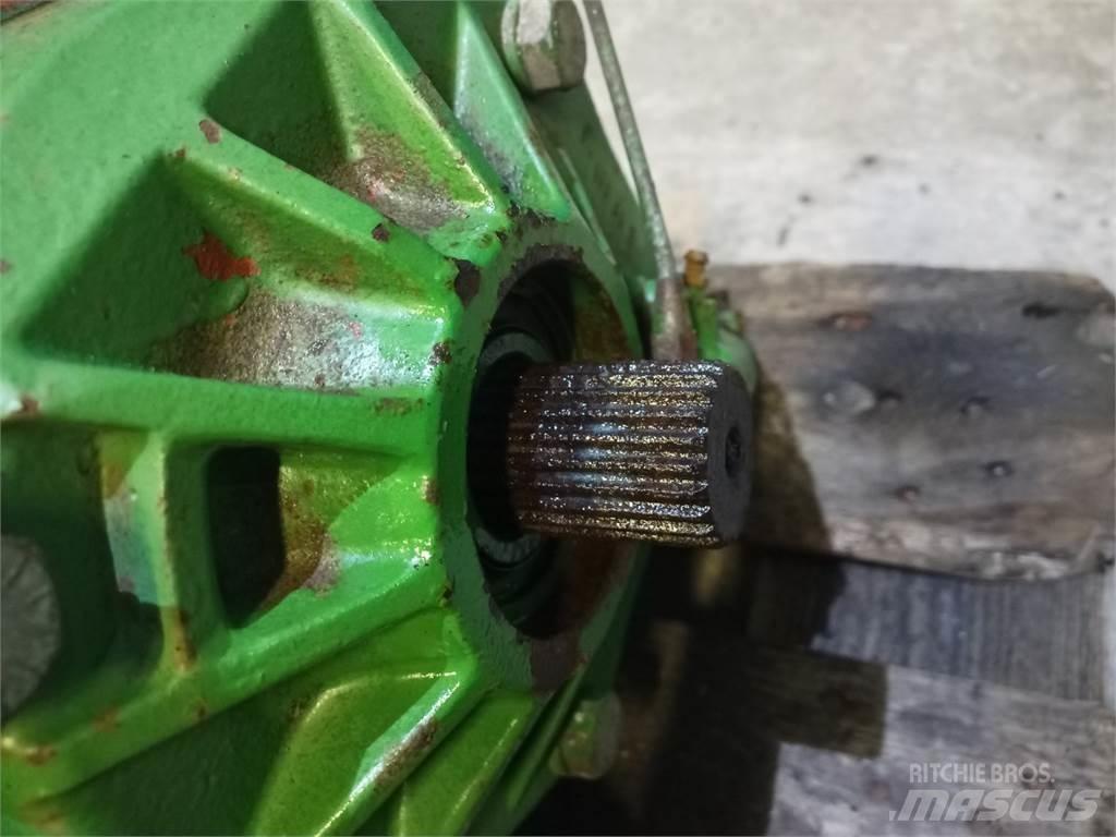 John Deere 1085 Transmissie
