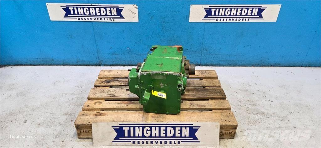 John Deere 1170 Transmissie