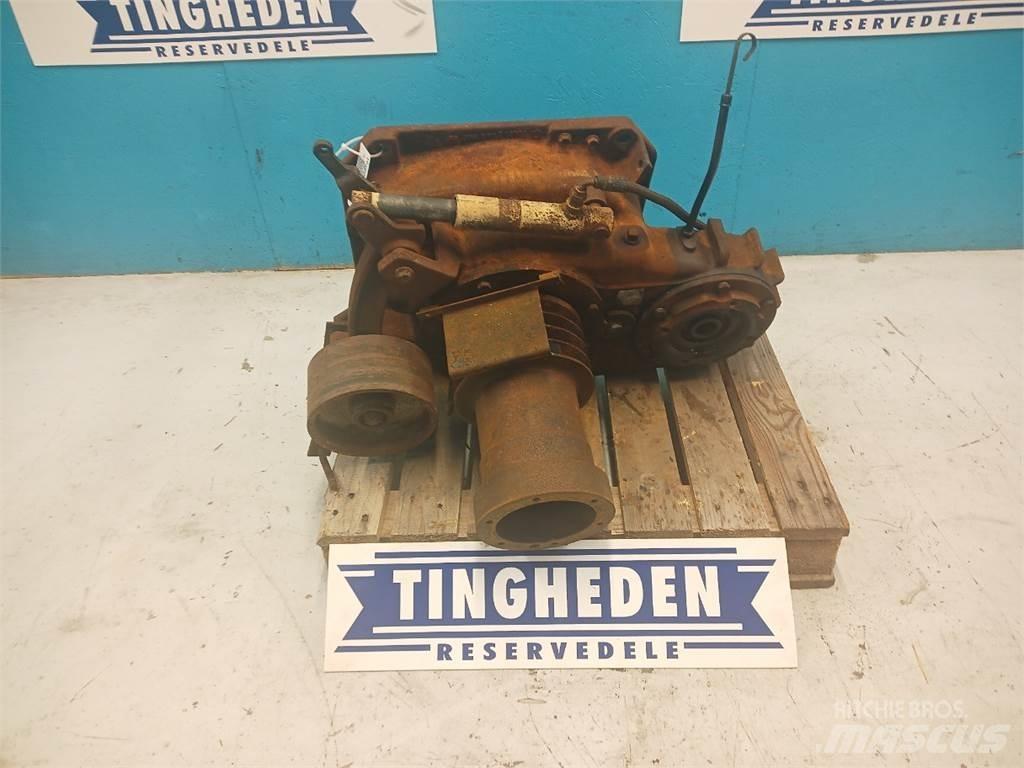John Deere 2066 Transmissie