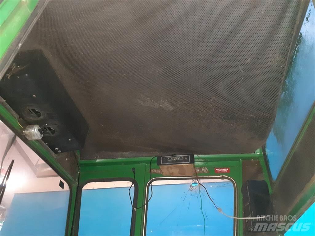 John Deere 955 Cabine en interieur