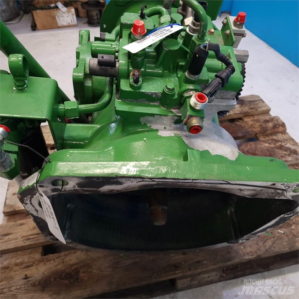 John Deere S670 Transmissie