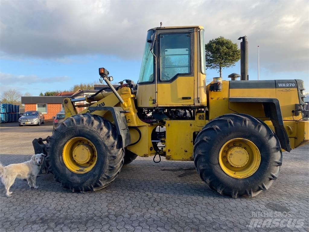 Komatsu WA270 Wielladers