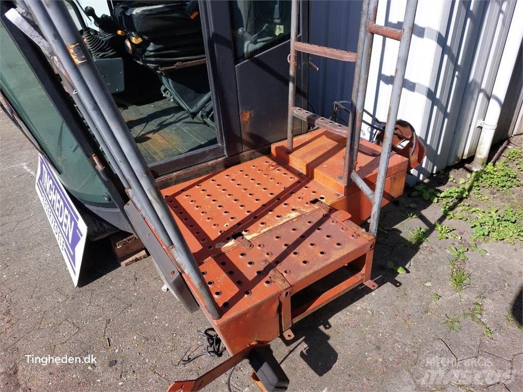 Laverda L627 Cabine en interieur