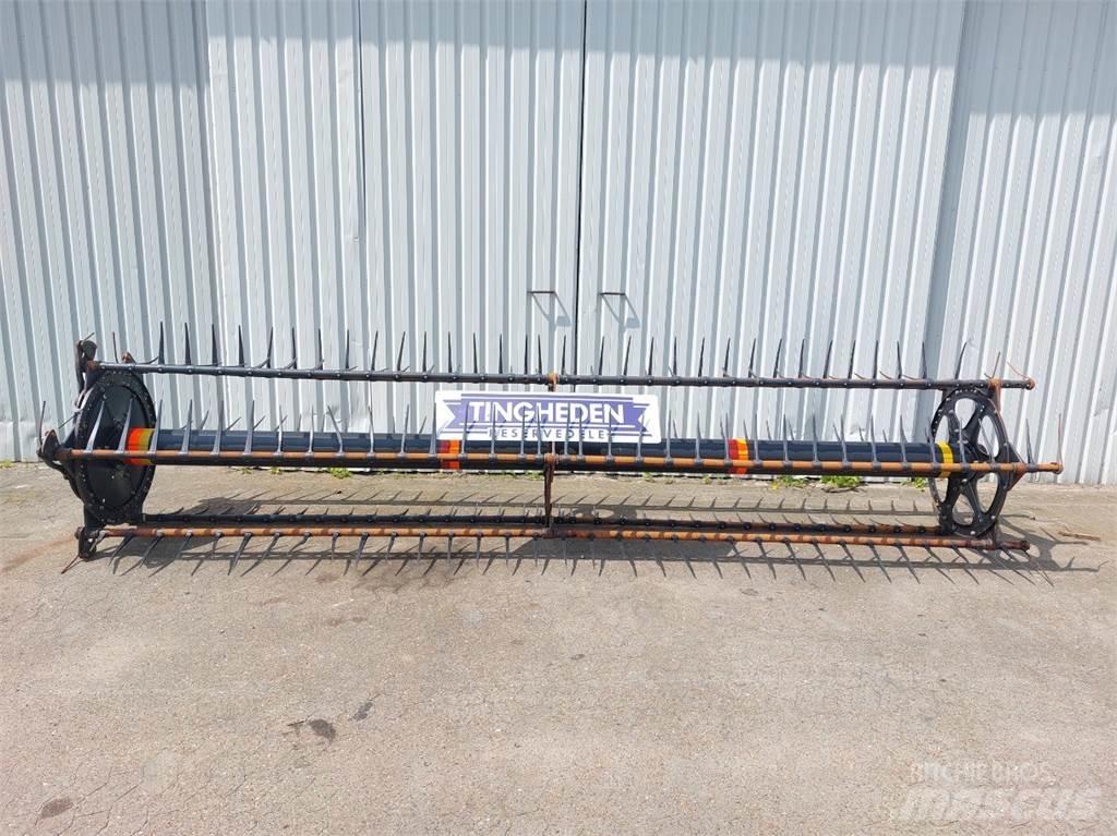 MacDon D60 Accessoires voor maaidorsmachines