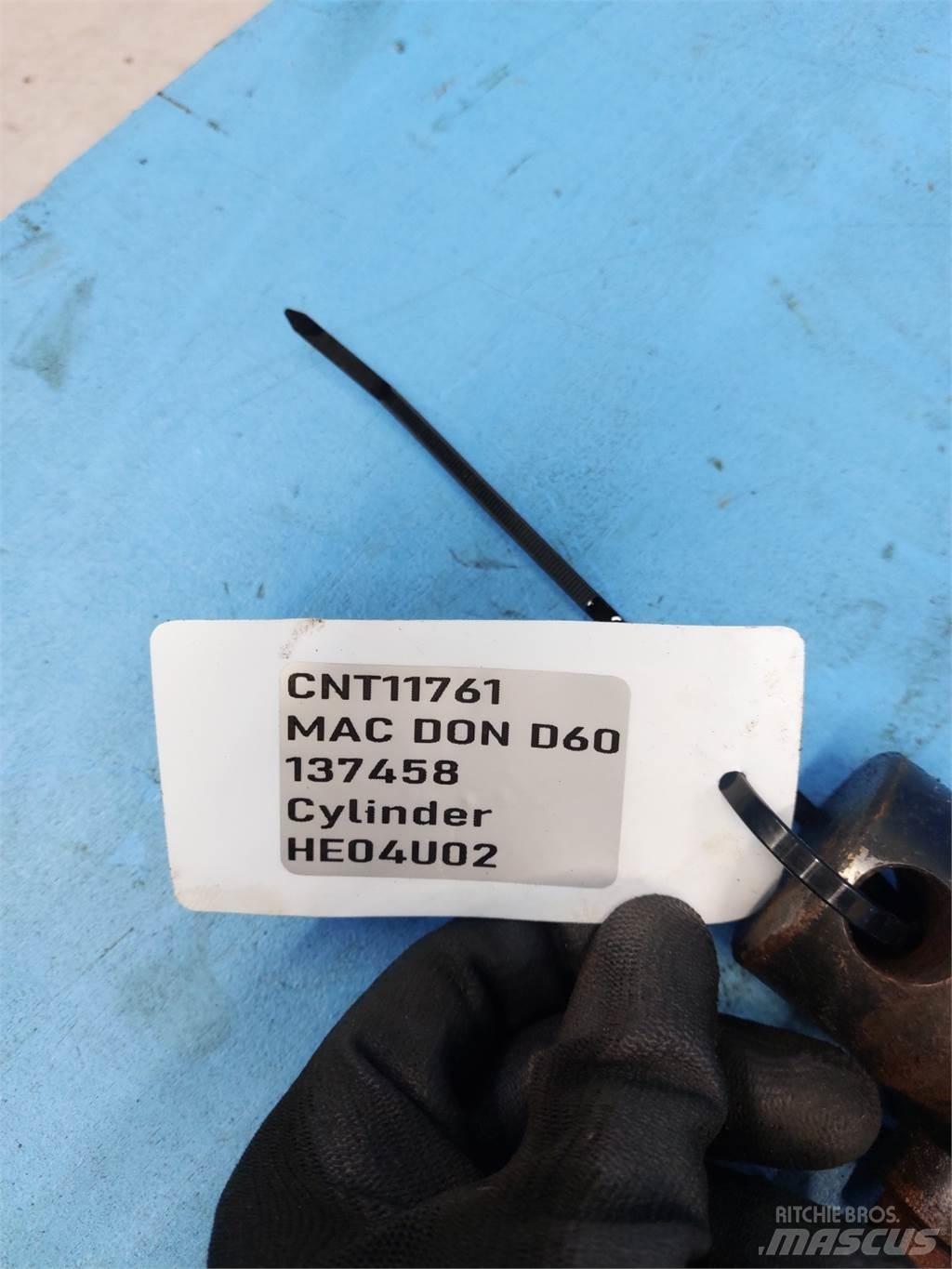 MacDon D60 Accessoires voor maaidorsmachines