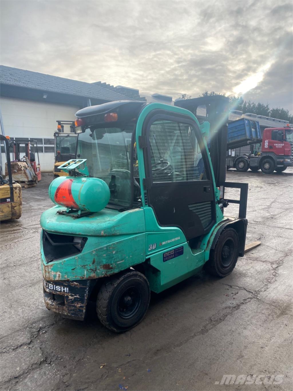 Mitsubishi FG30 LPG heftrucks