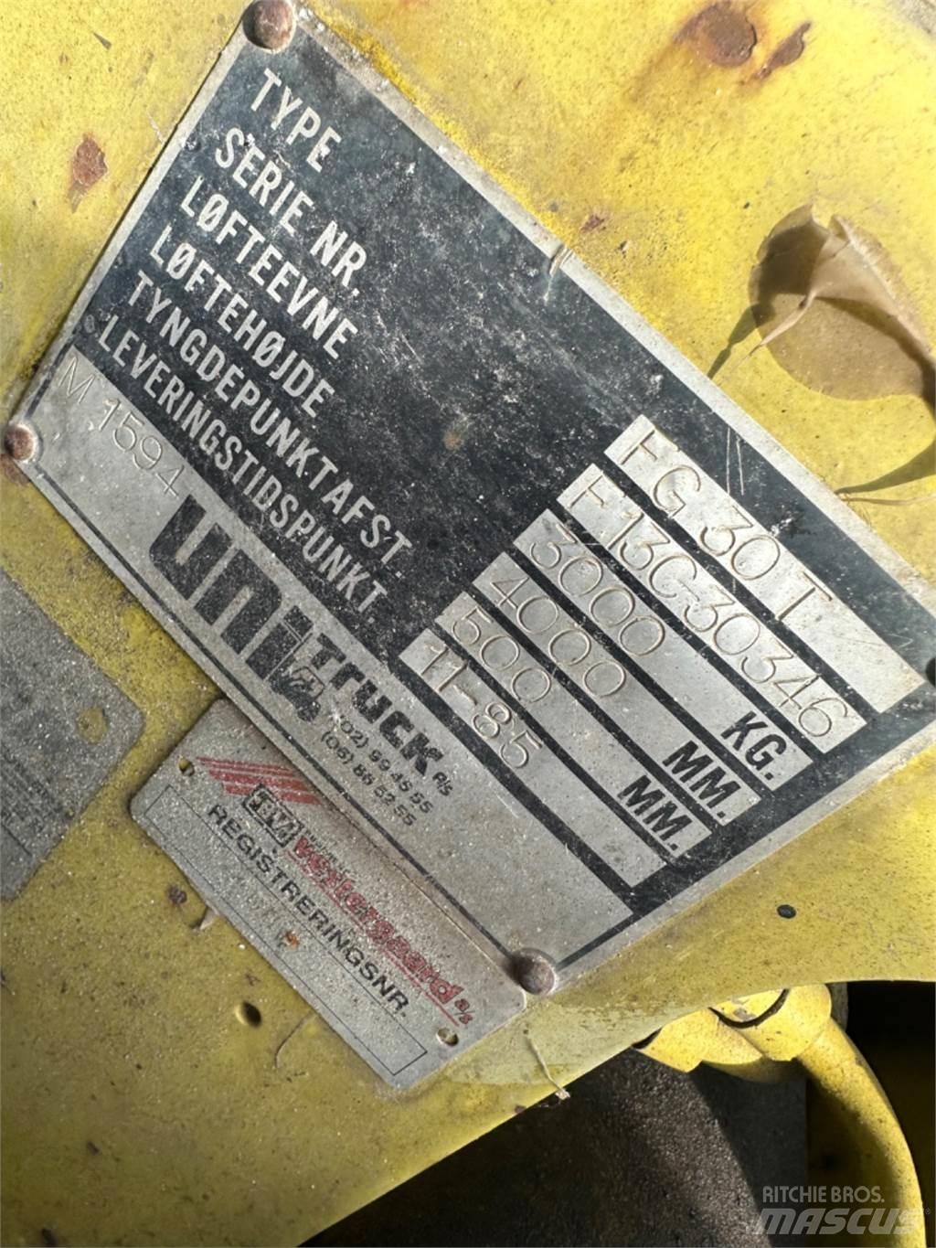 Mitsubishi FG30 LPG heftrucks