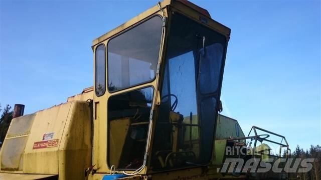 New Holland 1520 Cabine en interieur