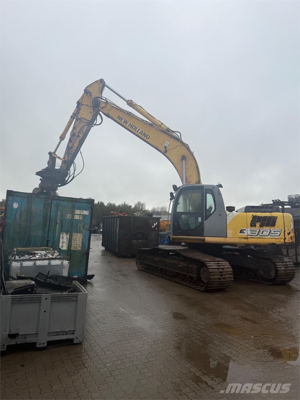 New Holland E305 Rupsgraafmachines