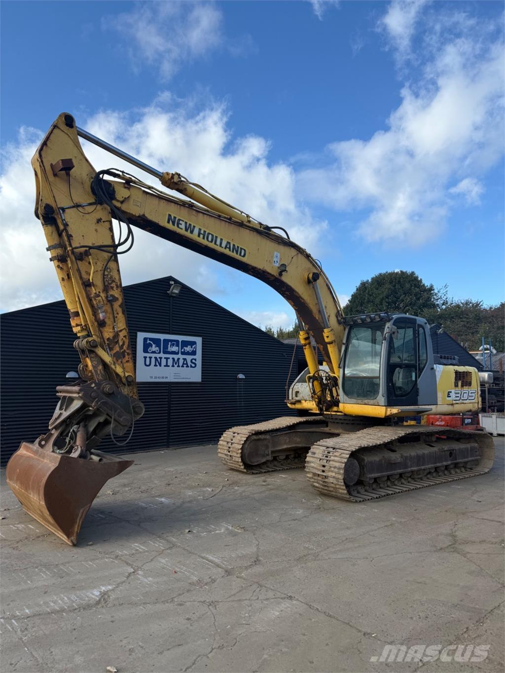 New Holland E305 Rupsgraafmachines