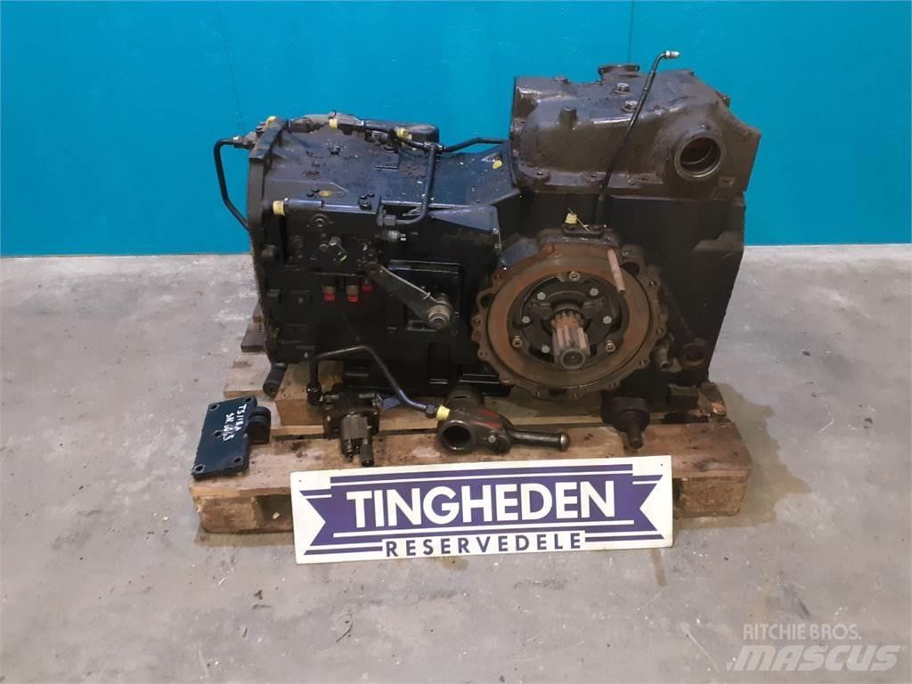 New Holland L85 Transmissie
