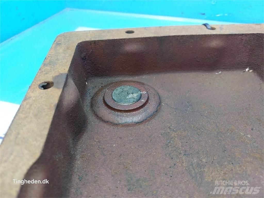 New Holland M160 Transmissie