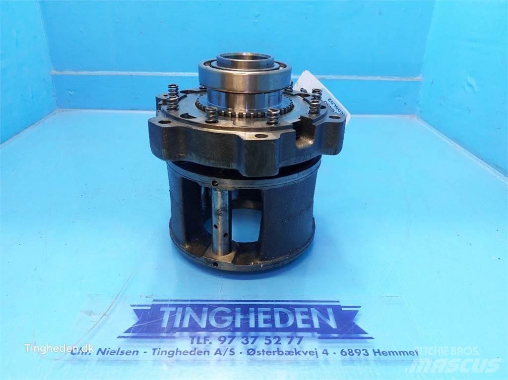 Valmet 8050 Transmissie