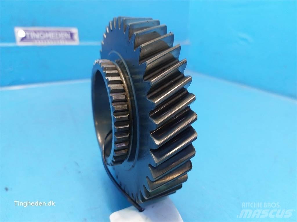 Valmet 8050 Transmissie