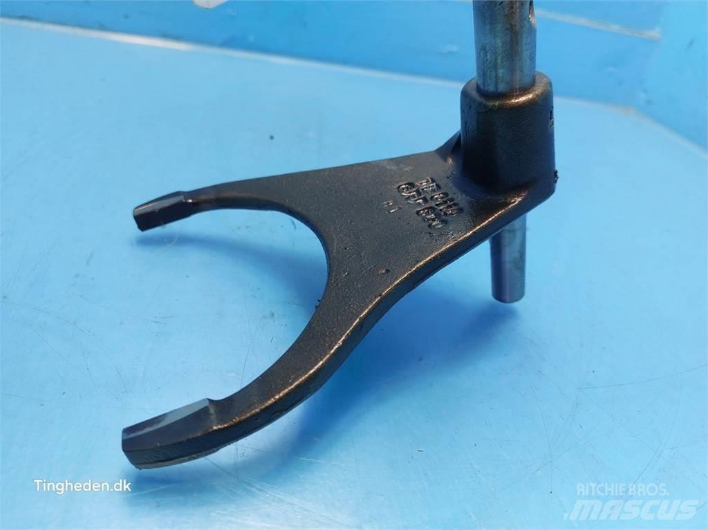 Valmet 8050 Transmissie