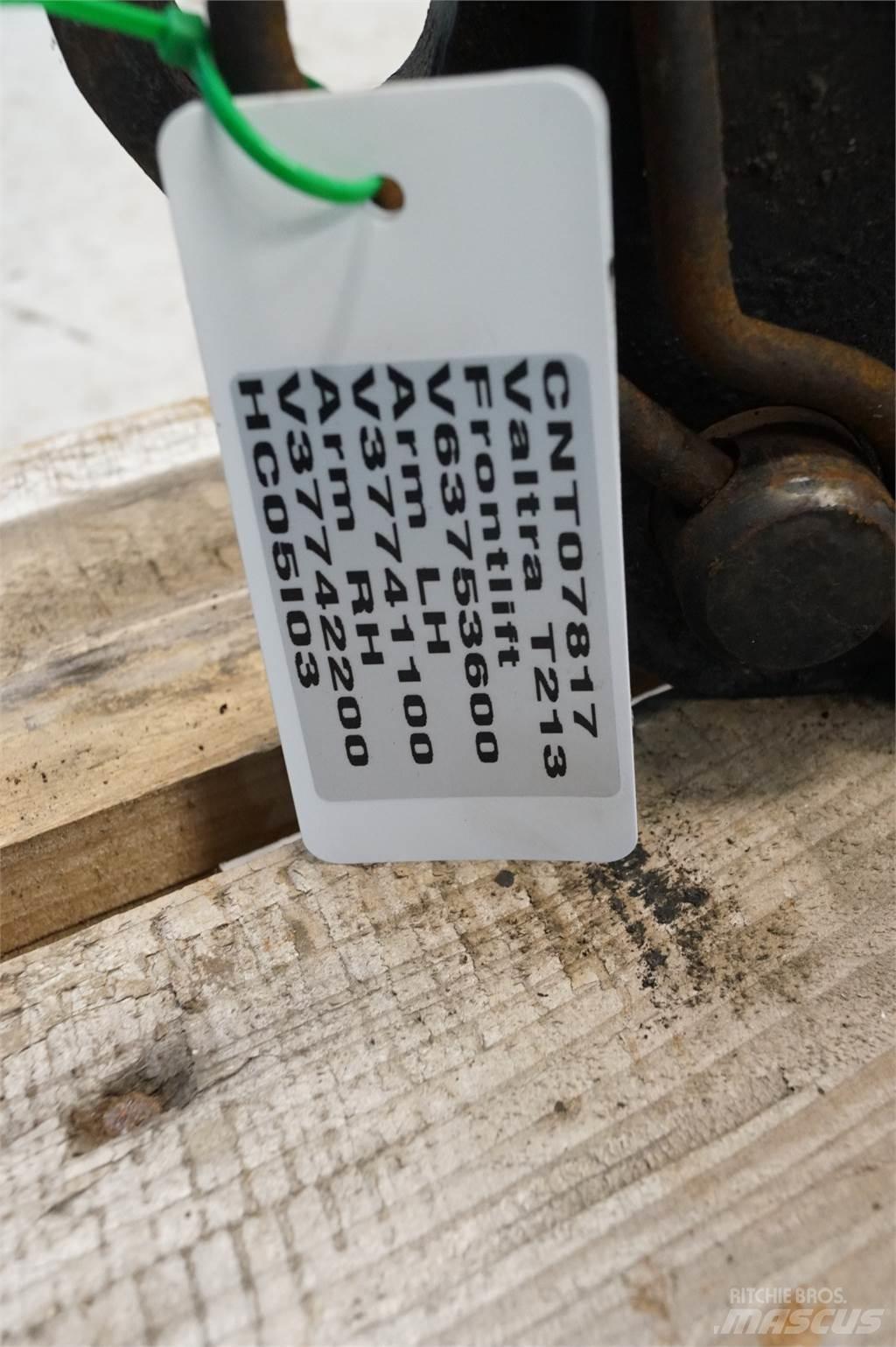 Valtra T213 Voorladeraccessoires