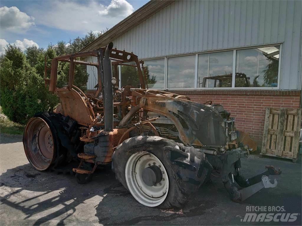 Valtra T213 Tractoren