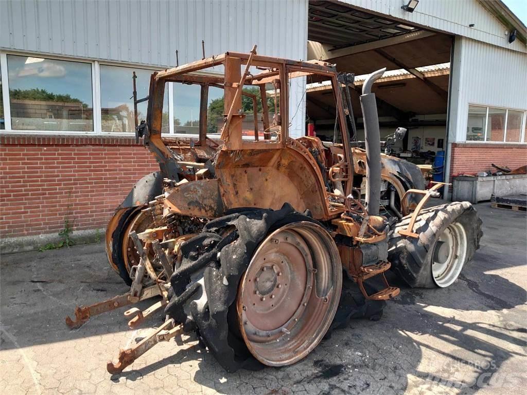 Valtra T213 Tractoren