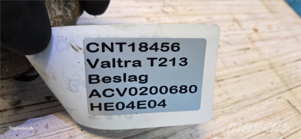 Valtra T213 Overige accessoires voor tractoren