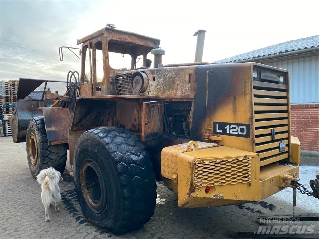 Volvo L120 Wielladers