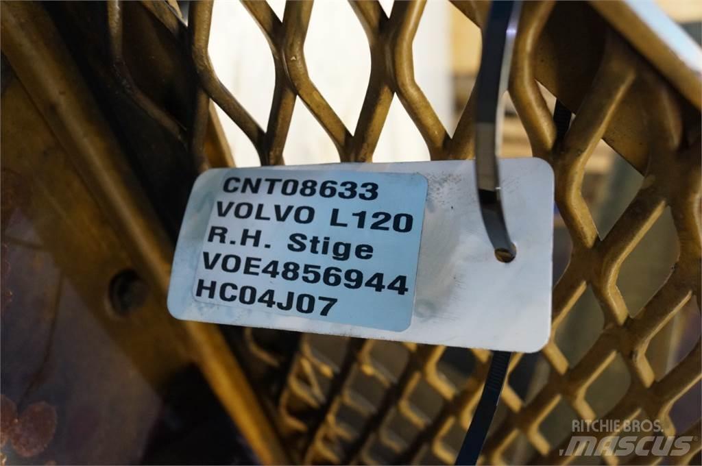 Volvo L120 Puinbakken